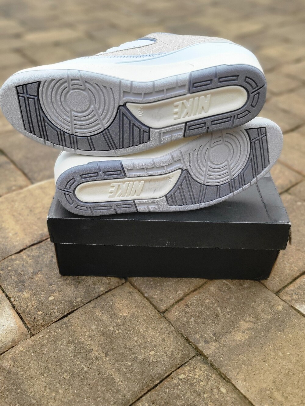 Jordan 2 Retro Low 'Python' - Picture 7 of 9